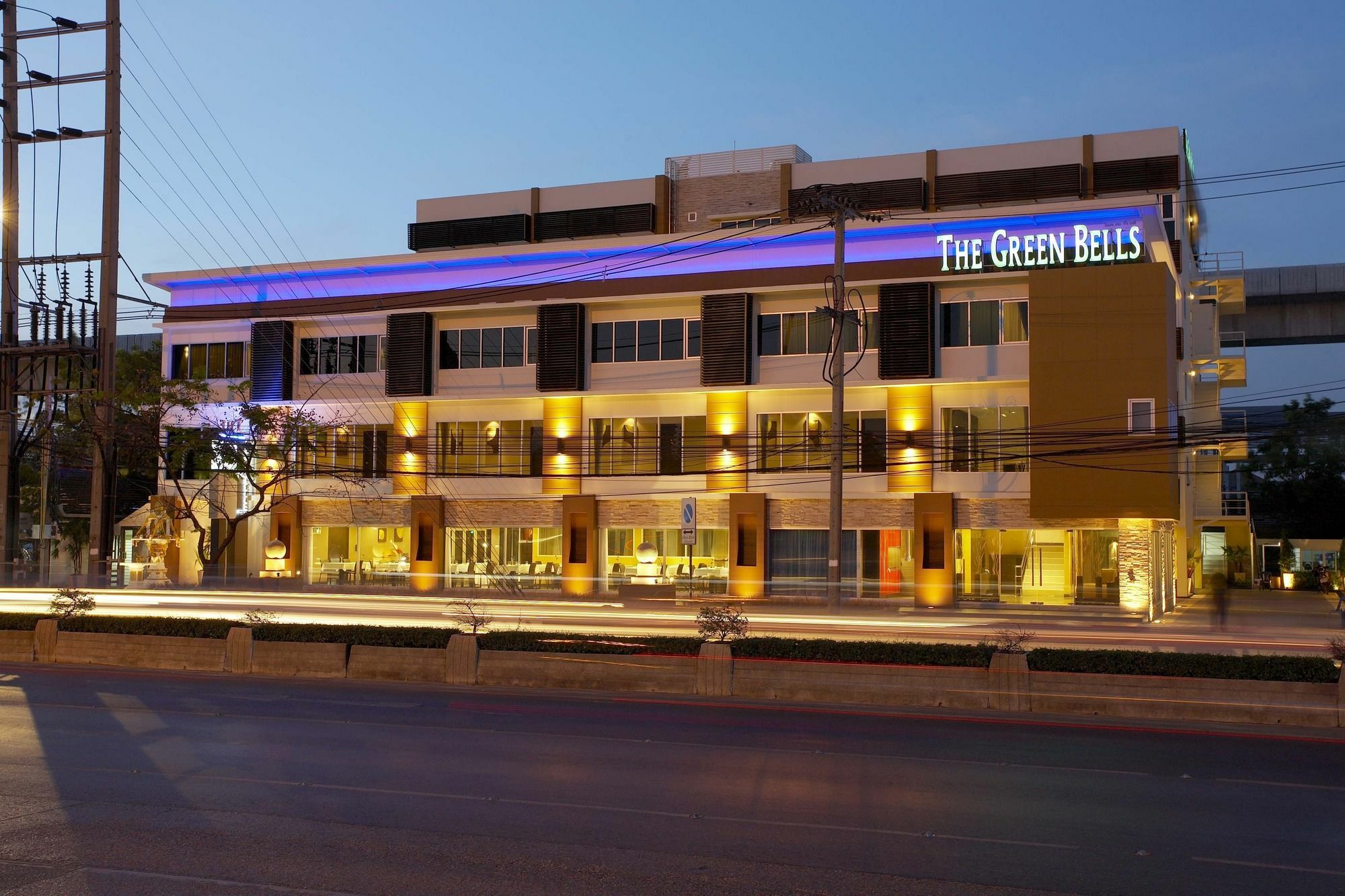 The Green Bells Bangkok Exterior photo
